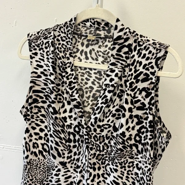 Calvin‎ Klein Leopard Animal Print Sleeveless V-Neck Blouse Top White Black Med - Image 3