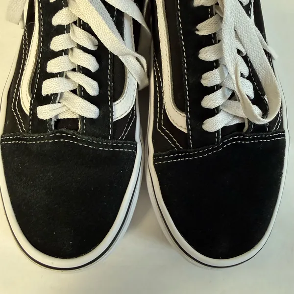 Vans Unisex Suede Sneakers - Image 5