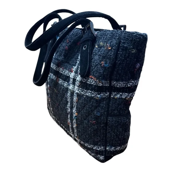 Vera Bradley Black and White Textured Tote Bag - Image 3