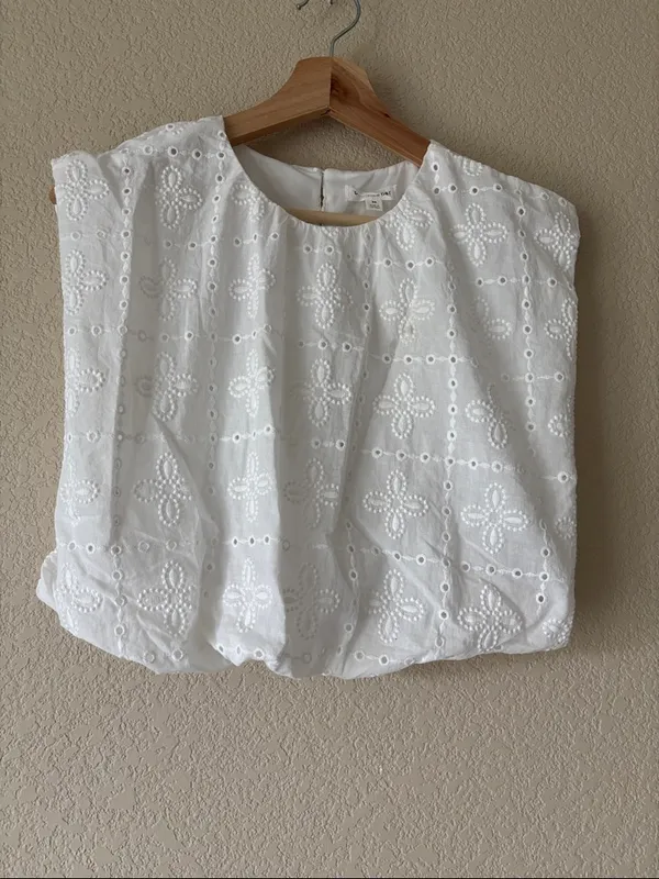 Blu Pepper Eyelet Cotton Shell Top - White - Image 2