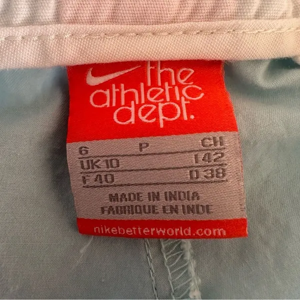 Nike Cargo Shorts Light Blue Women’s 6 Y2K 100% Cotton Chino - Image 6