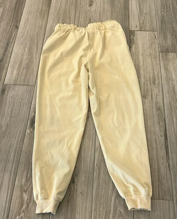 Lululemon Cream Jogger Pants - Image 4