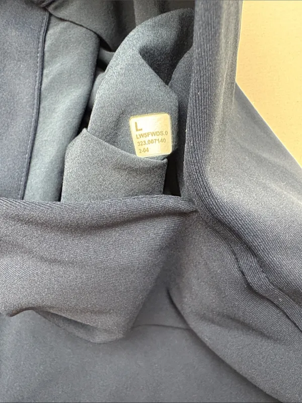 Lululemon size large women's tapered leg mid rise pant 7/8 length luxtreme navy - Image 3