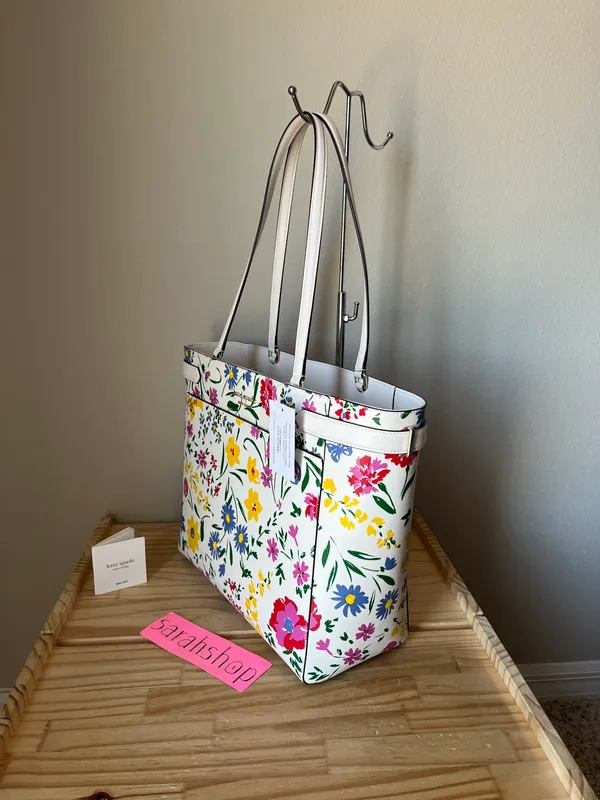 Kate Spade Purse - Image 4