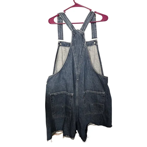 Levis Women's Medium Wash Denim Shortalls Distressed Raw Hem Romper Cut-offs Med - Image 2