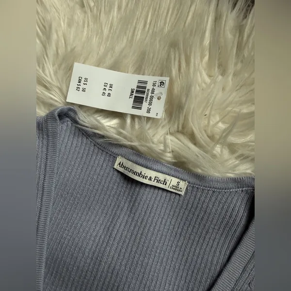 Abercrombie & Fitch tie front sweater vest - Image 6