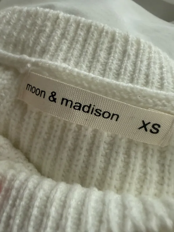Moon & Maddison Knit Sweater - Image 3