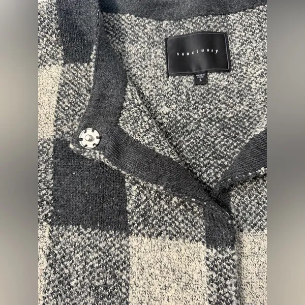 Sanctuary plaid cardigan with snaps and pockets size large - Image 5