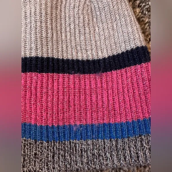 GAP Women's Striped Pom Pom Shimmery Winter Hat Beanie‎ One Size - Image 4