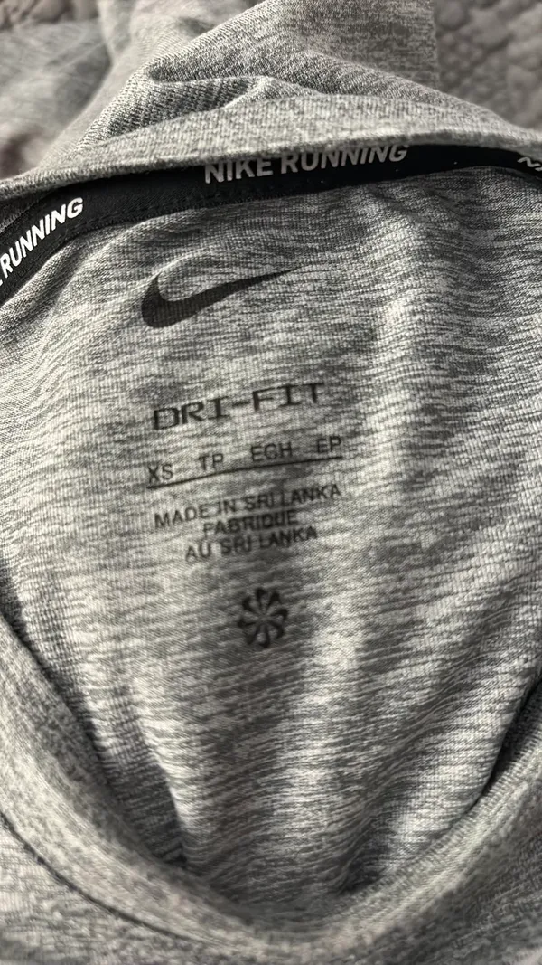 Nike Long Sleeve Running Dri-Fit - Image 2