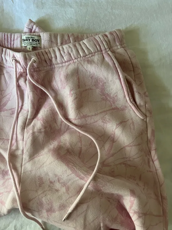 The iconic DAIRY BOY pink bubble gum sweats - Image 11