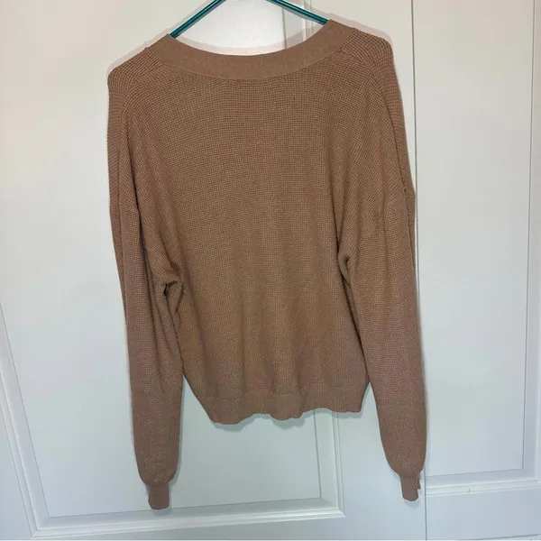 Love Ellie Brown Knit Button Front Sweater Cardigan‎ Size: Large - Image 4