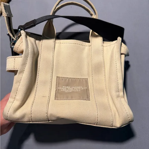 Marc Jacobs Tan Canvas Tote Bag - Image 3