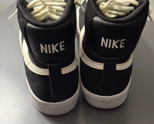Nike black high tops woman’s size 5.5 - Image 2