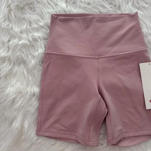Lululemon Align High Rise Shorts 6" Pink Haze Size 4 - Image 3