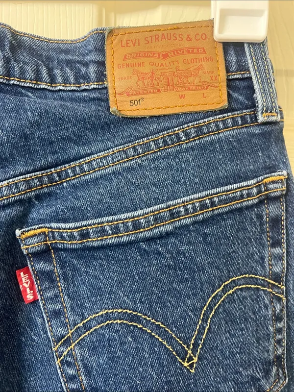 Levi’s high waisted 501 - Image 3