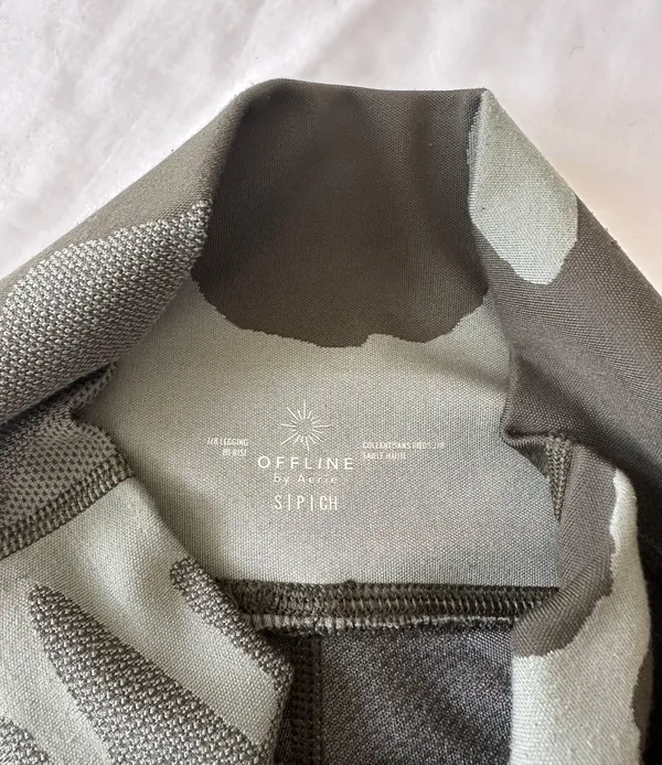 Aerie Camo Green Leggings - Image 3