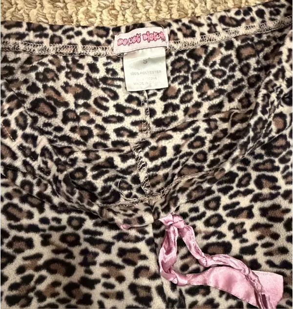 Lands' End Cheetah Pajama Women’s Print Fleece Drawstring Pants - Image 2