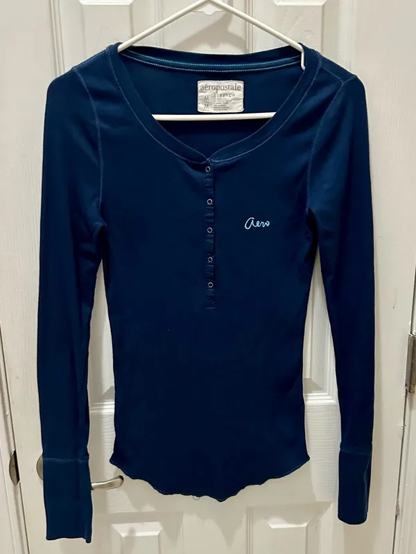 Aeropostale Y2K Long Sleeve Henley Shirt size Medium blue - Image 12