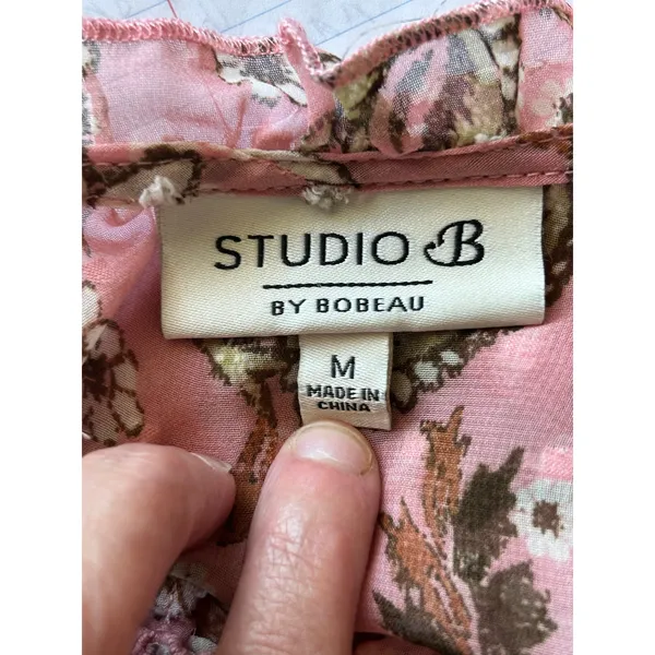 Studio B by Bobeau pink floral sheer blouse ruffle sleeves Medium - Image 4