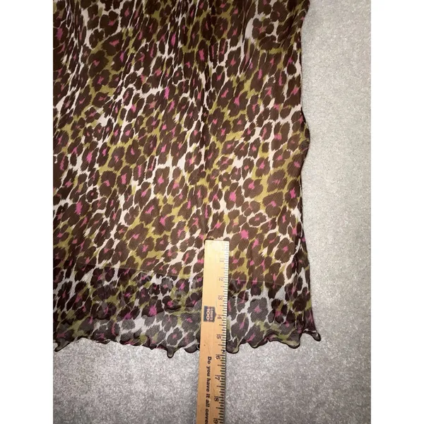 Trina‎ Turk leopard print dress V-neckline silk dress 8 Midi Gathered Waist - Image 9
