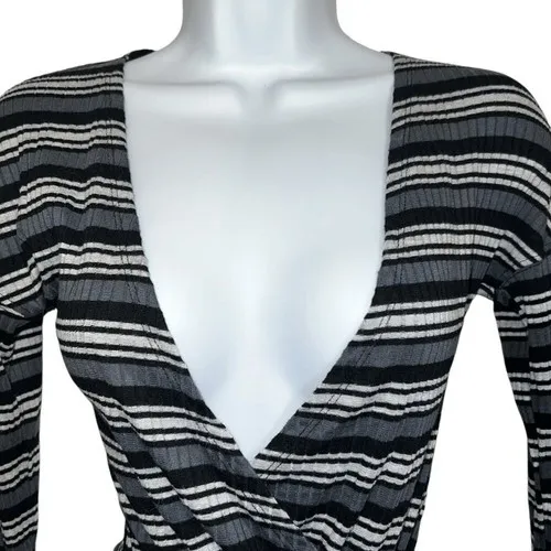 FREE PEOPLE Always With Me Striped Black Gray Wrap Tie Crop Top EUC Size‎ Small - Image 3
