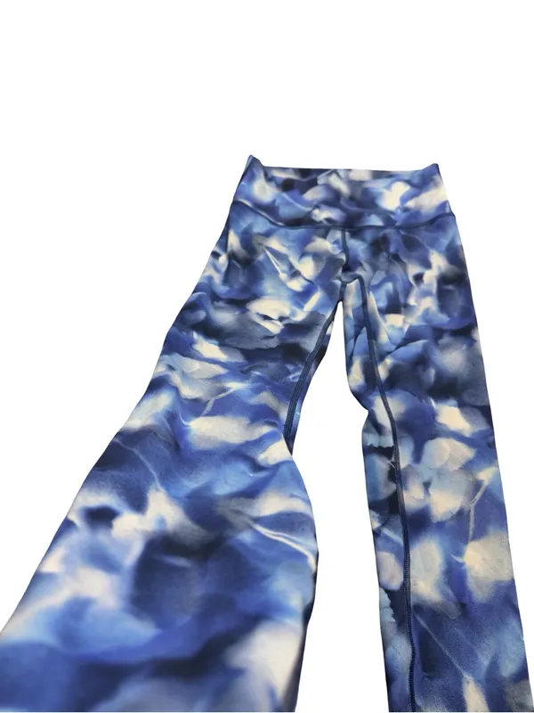 ✨💙 Lululemon Speed Up Tight 28” Size 6 Blue Multi Print‎ Luxtreme Leggings 💙✨ - Image 3