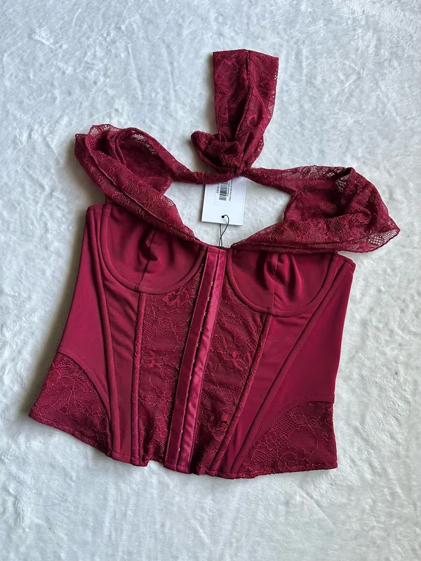 Outcast Clothing Philippa Top Deep Red - Image 5