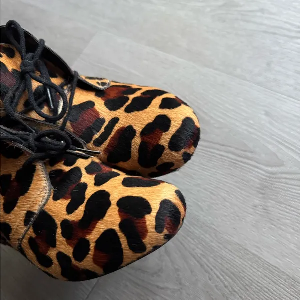 Steve Madden Leopard Print Wedge Heel Lace Up Ankle Boots - Image 10