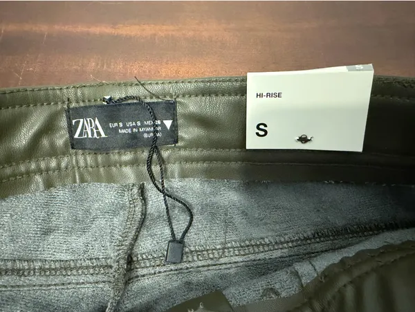 Women’s ZARA Leather Faux Pants small new with tags - Image 2