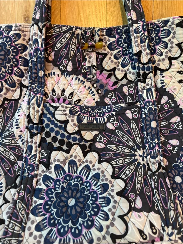 Vera Bradley Quilted Tote Purple Grey Floral Y2K - Image 2