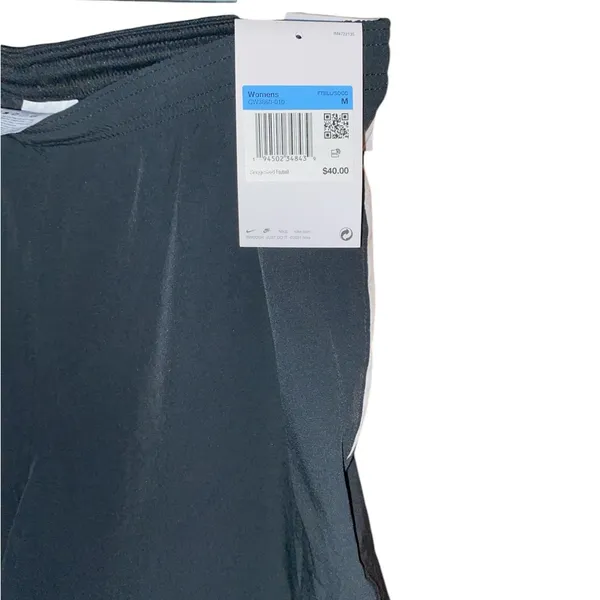 Nike shorts. New with tags size medium - Image 2