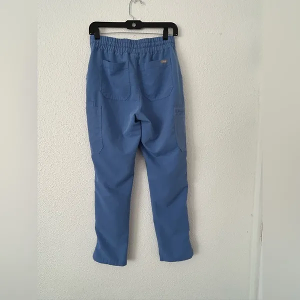 FIGS High Waisted Yola Skinny Scrub Pants in capri blue sz small - Image 9