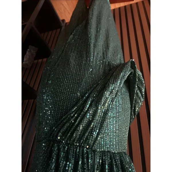 Prettylittlething sleeveless cocktail mini dress features a plunging V-neckline - Image 2