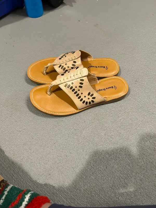 Baretraps Sandals Women’s - Image 2