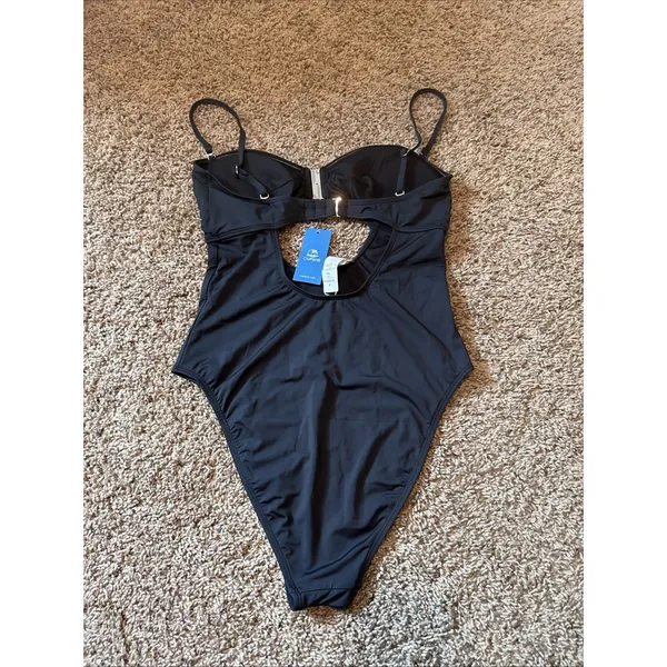 Cupshe Dream Destination One-Piece Swimsuit Black Cut Out Size Medium NWT - Image 3
