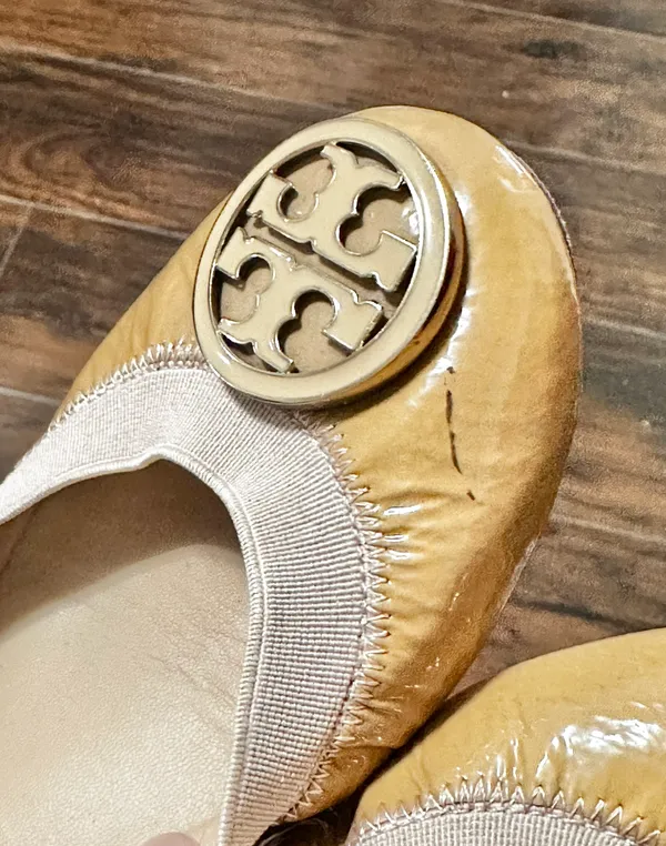 Tory Burch Nude patent leather Caroline ballet flat - Image 2