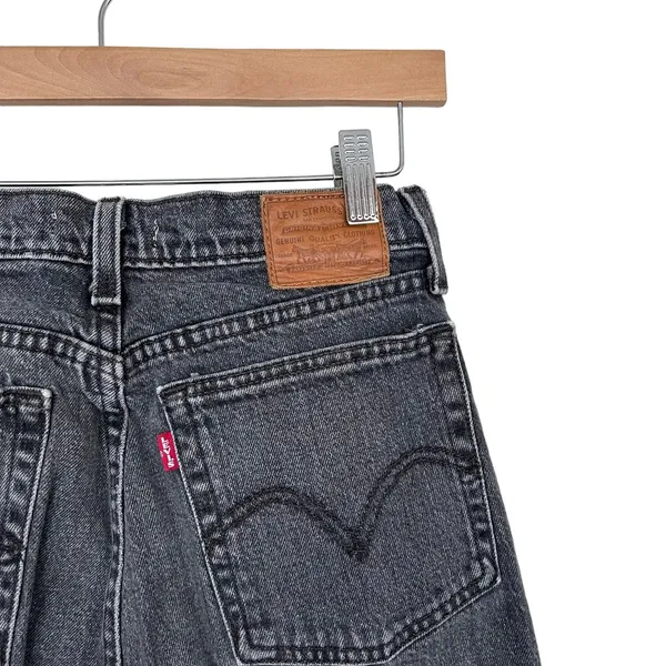 Levi's Premium Black Wedgie Straight Jeans Sz 26 - Image 4