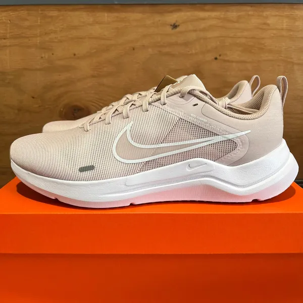 Nike Downshifter 12 Barely Rose DD9294-400 Women Size 12 / Men 10.5 NWT - Image 2