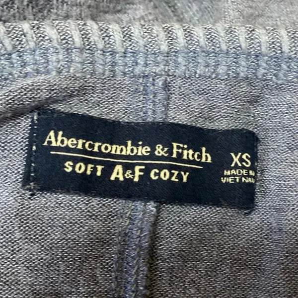 Abercrombie & Fitch Women's Blue Long Sleeve V Neck T Shirt Tee Top Size XS - Image 3