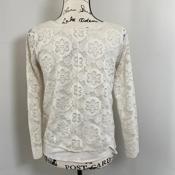 HOLLISTER‎ Ivory Lace Layered Long Sleeve Top Sheer Flower Print S - Image 3