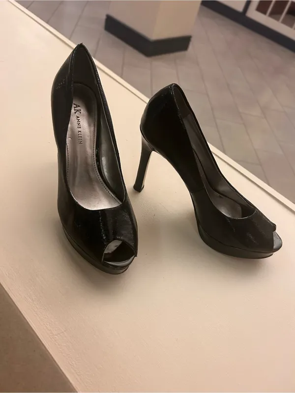 Anne Klein Black Peep-Toe Stiletto Pumps 8 M - Image 6