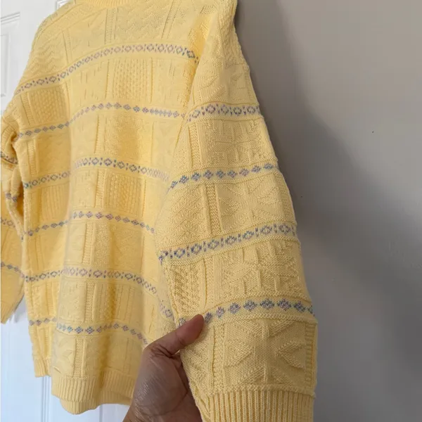 Basic Editions Yellow Turtleneck Mockneck Vintage Sweater Grandmacore - Image 4