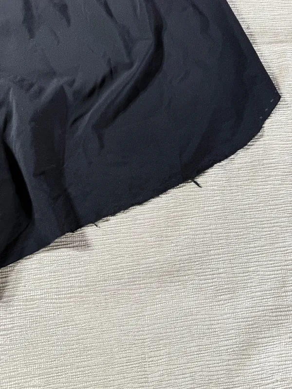 Lululemon Speed Shorts Womens Black Reflective Dots Running Lined Zip Pocket - Image 6