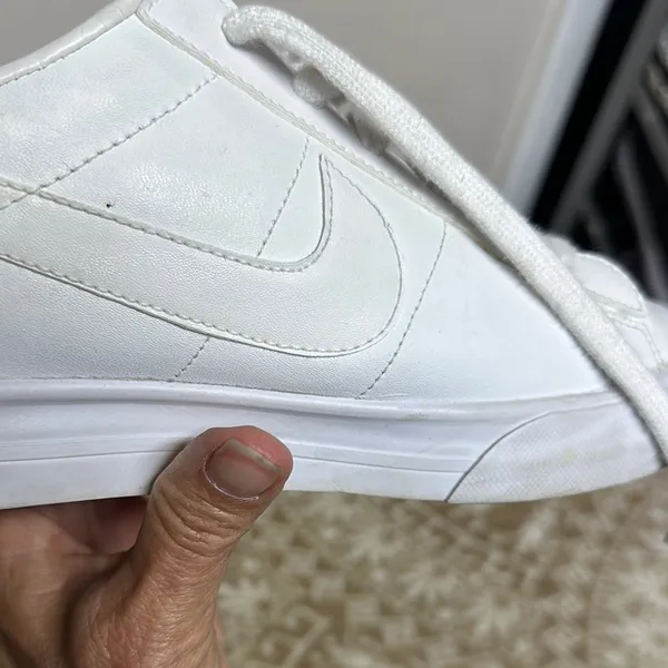 Nike White Athletic Shoes Classic Design - Image 5