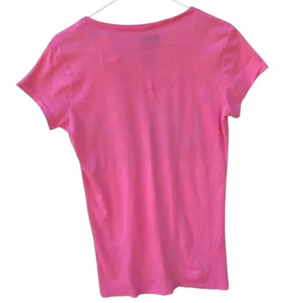Romance & Retro Rock Womens Pink Short Sleeve V Front Graphic Tee Sz L - Image 7