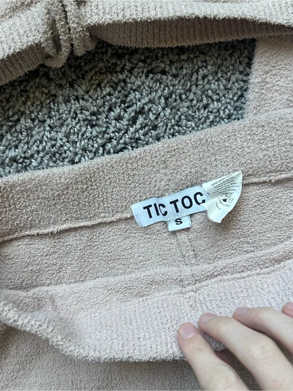 Tic Toc Ruched Knit Two-Piece Loungewear Set in Light Beige - Image 5