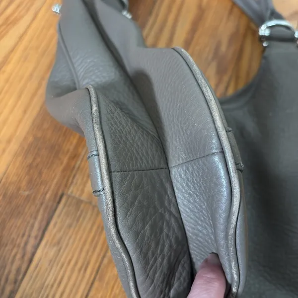 Banana Republic Peddled‎ Leather Shoulder Bag Taupe - Image 8