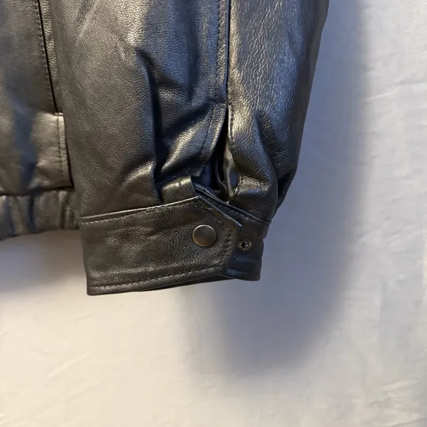St. John's Bay Leather Bomber Jacket Mens Large Black Zip‎ Front Quilted Lined - Image 3