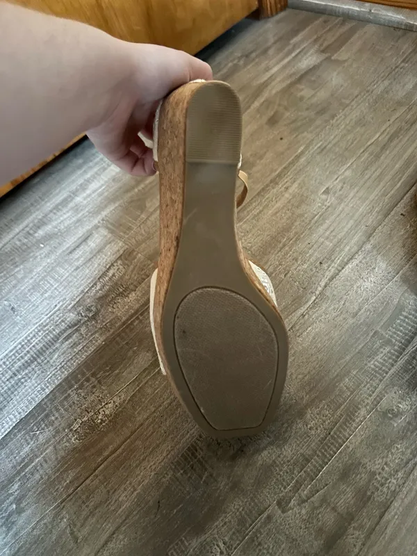 Y-Not Wedge sandals - Image 4